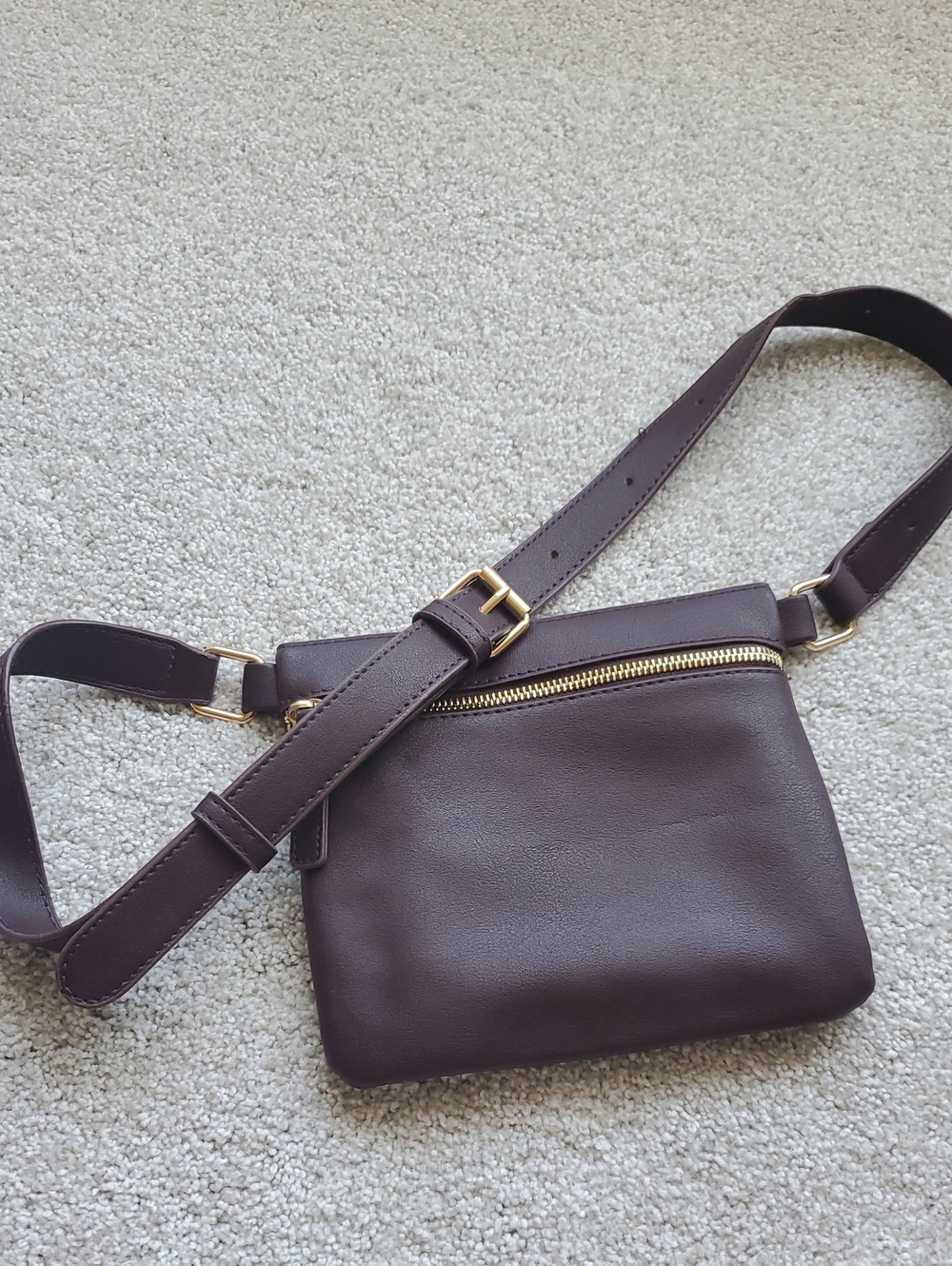 Lulu Dharma Belt Bag, Chestnut, with Dust case, Excellent Condition!